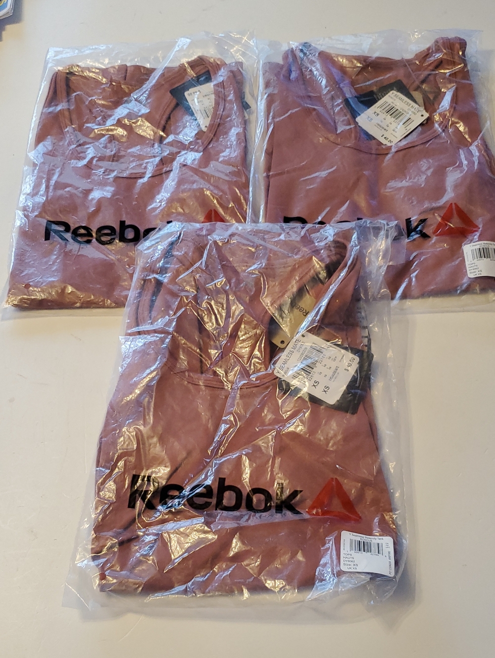Reebok Rose/ Mauve  Seamless racerback tank top lot of 3 new XS size  Maternity.